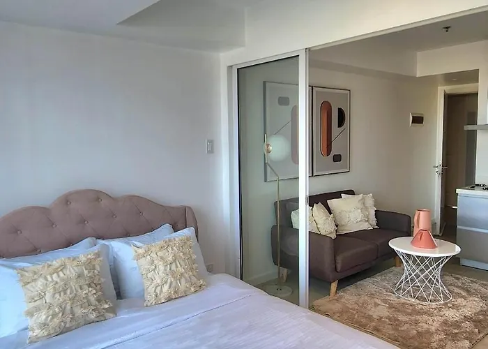 M - 1 Bedroom At Azure Residences Manila