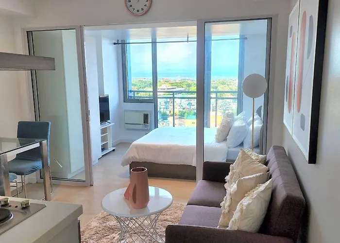 M - 1 Bedroom At Azure Residences Apartment Manila